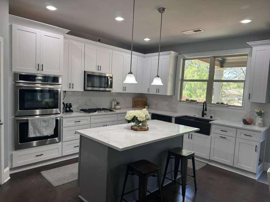 Modern countertop installation and kitchen remodeling near Atlanta