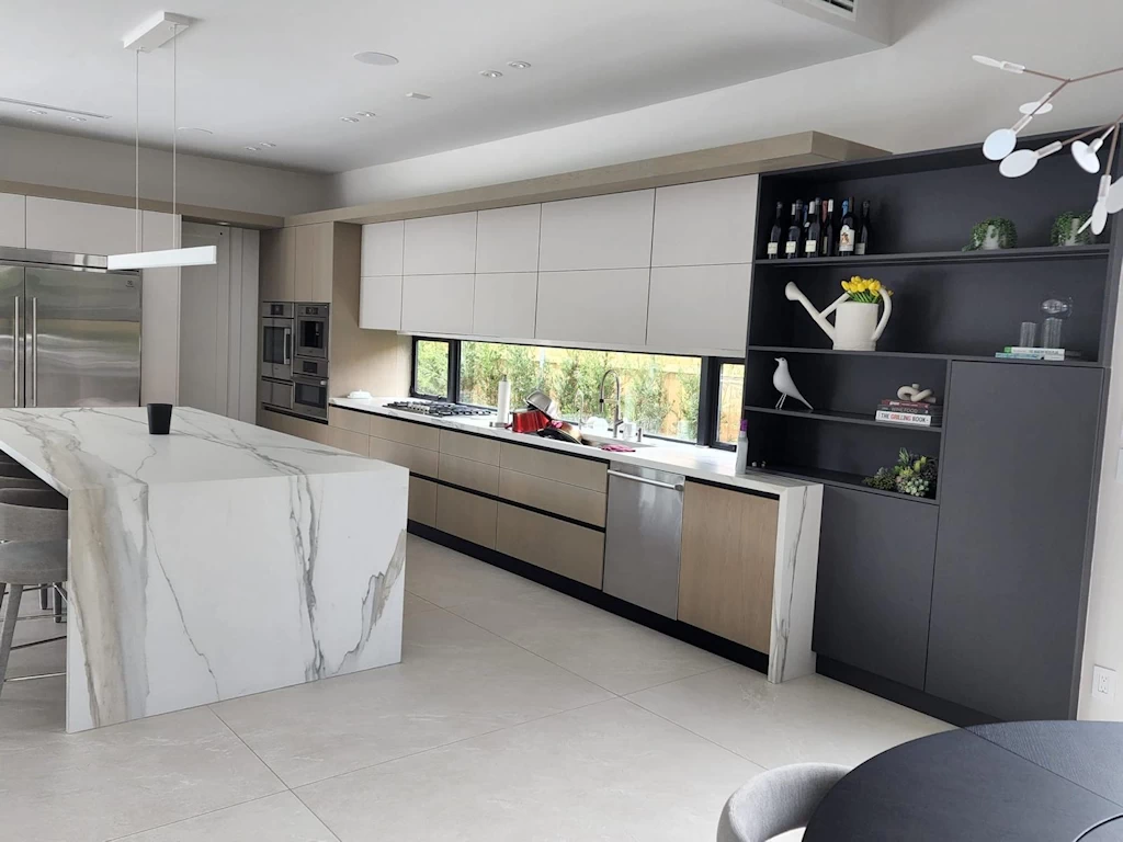 Modern quartz kitchen countertops near Sandy Springs and Atlanta Georgia